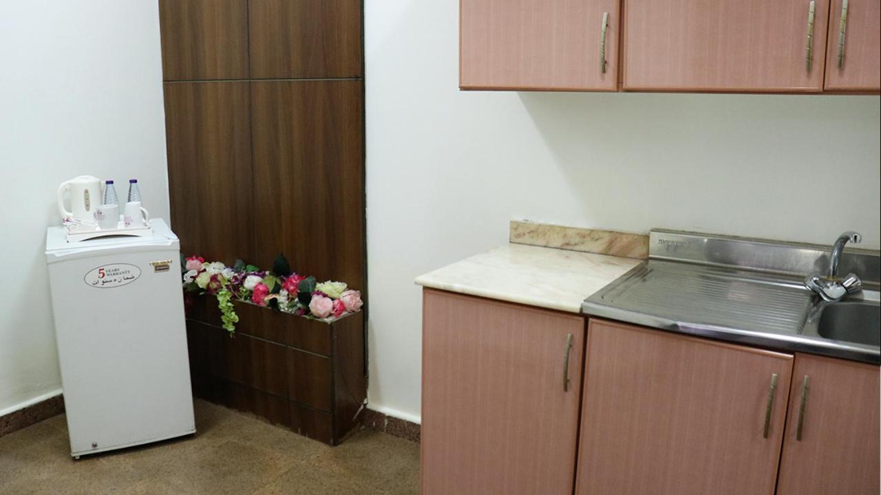 Al Farhan Hotel Suites Riyadh Eksteriør billede