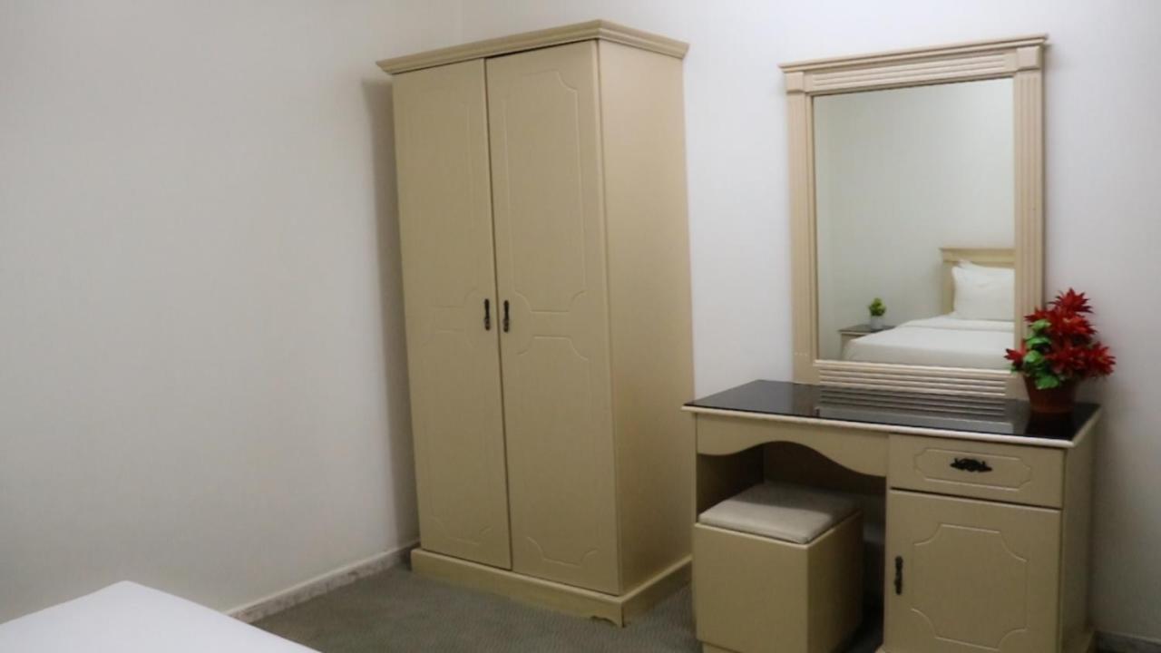 Al Farhan Hotel Suites Riyadh Eksteriør billede