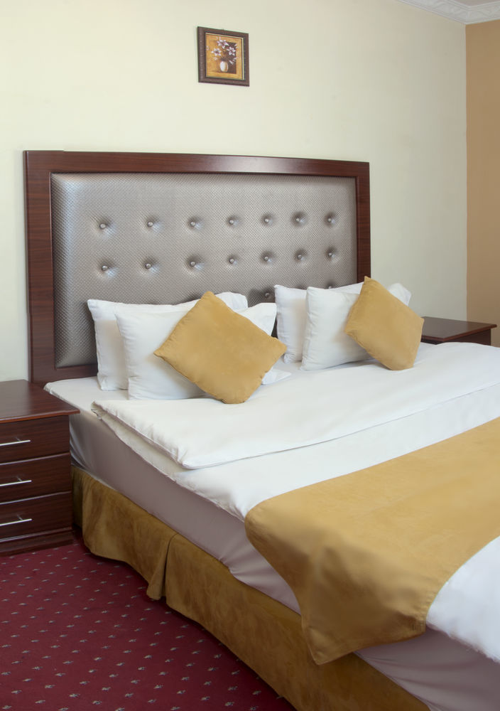 Al Farhan Hotel Suites Riyadh Eksteriør billede